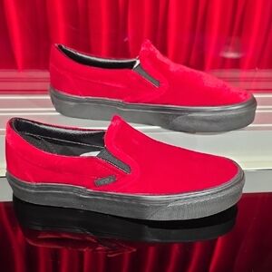 Vans Classic Slip-On Velvet Chili Pepper Red Black Men’s 4.5 Women’s 6 Sneakers